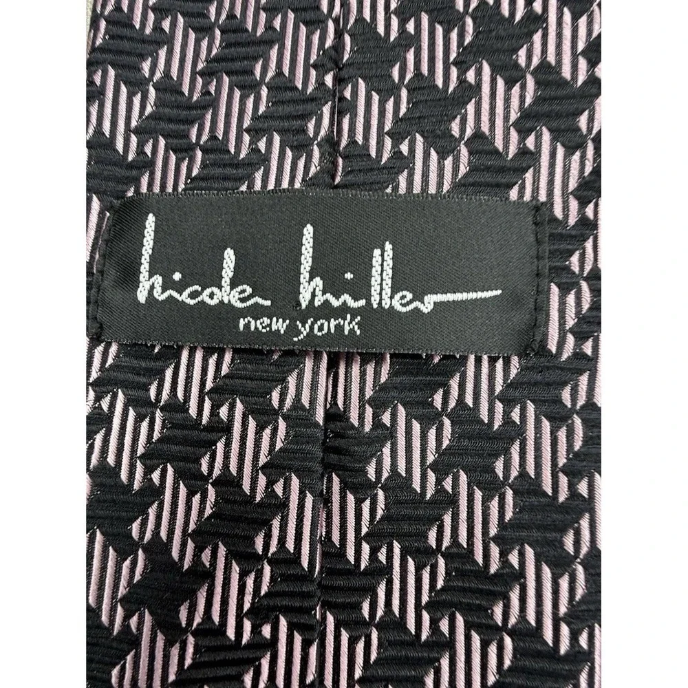 Nicole Miller Tie Men's 100% Silk Black Pink Geometric Abstract Necktie Classic